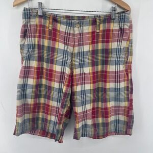 Old Navy Mens Size 33 Multi Color Plaid Flat Front Shorts Preppy Vacation